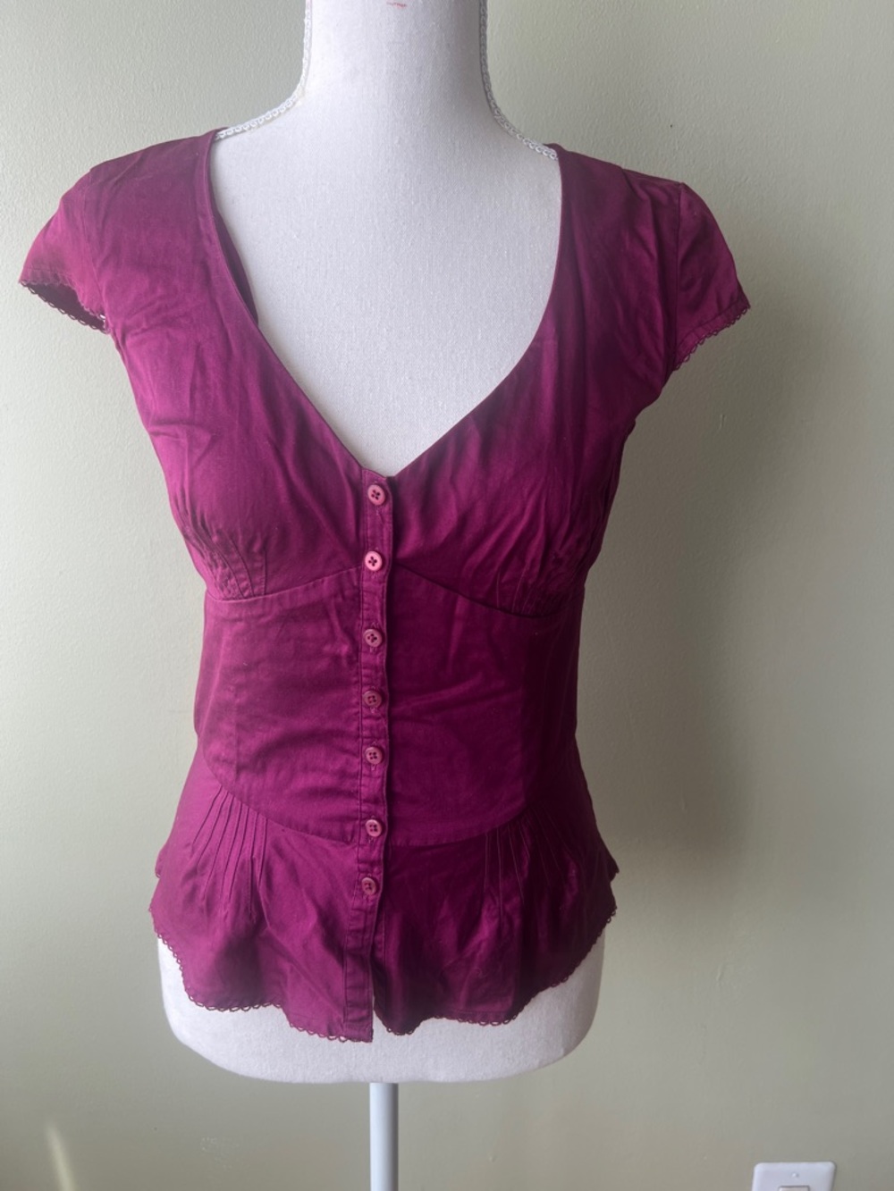 LOFT Magenta Button-Front Cap Sleeve Top Size 0 NWOT